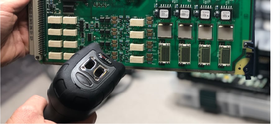 scanning_circuit_board_close_900x400